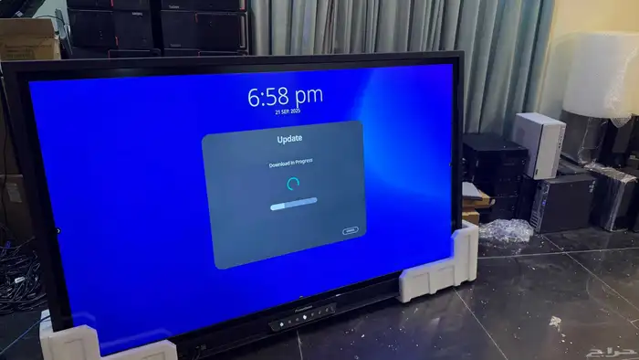 شاشات تفاعلية 75 بوصه تعمل بالمس 2