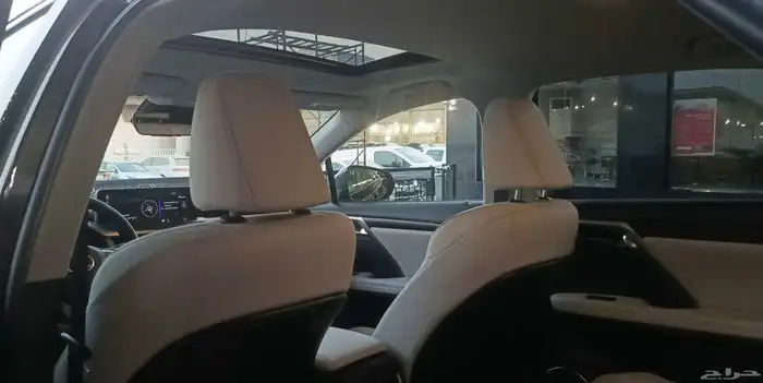 لكزس RX 350 موديل 2021 للبيع 9