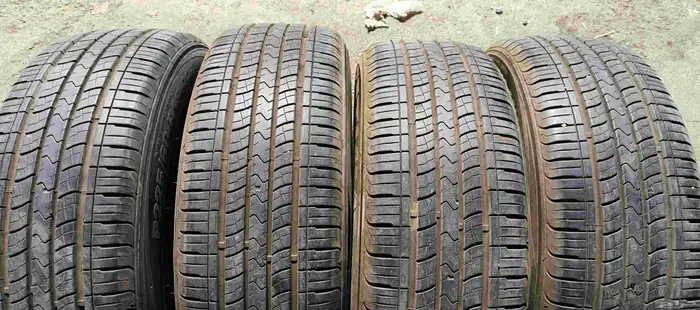 كفرات زيتوام كواري مقاس 225 60 18  تاريخ 2024 5