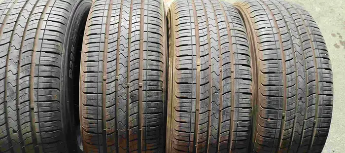 كفرات زيتوام كواري مقاس 225 60 18  تاريخ 2024 3