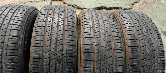كفرات زيتوام كواري مقاس 225 60 18  تاريخ 2024 2