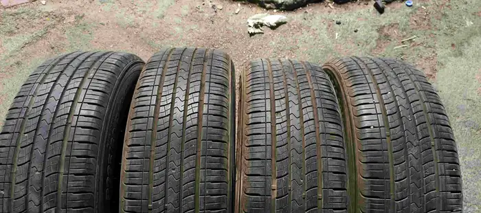 كفرات زيتوام كواري مقاس 225 60 18  تاريخ 2024 0