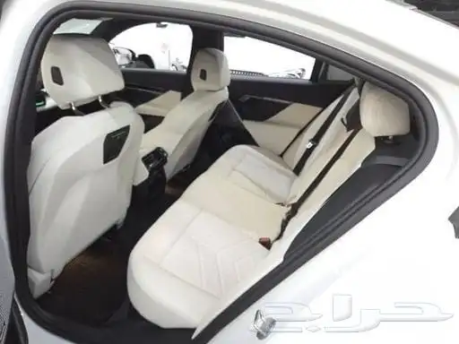 BMW 520I M kit 2024 استيراد كوريا - معرض العصيمي 7