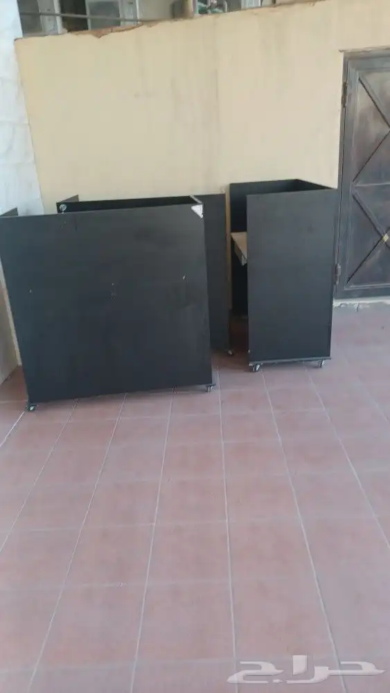 مكاتب وطبليات خشب 0