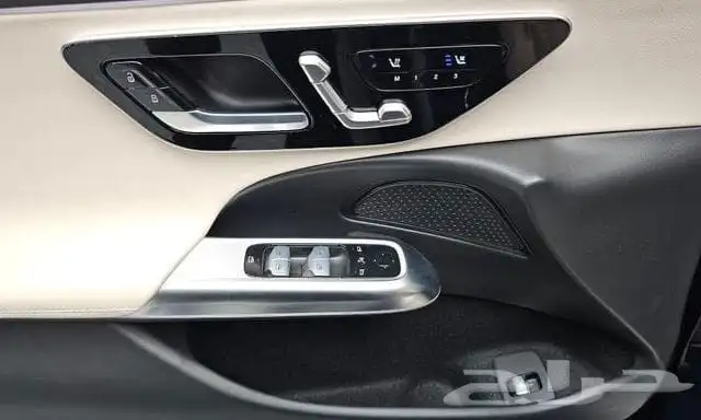 مرسيدس-بنز E200 2024 استيراد كوريا - معرض العصيمي 12