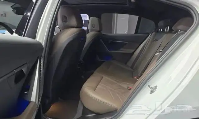عرض خاص Bmw 520i msport موديل 2024 استيراد كوريا قيد الشحن 17