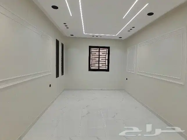 للبيع شقه دور ارضي حوش ومدخل سياره تشطيب فاخر مخطط الراجحي 6