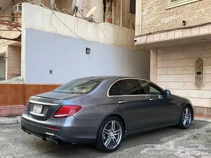 مرسيدس e300 موديل 2017 بدي وكاله 0
