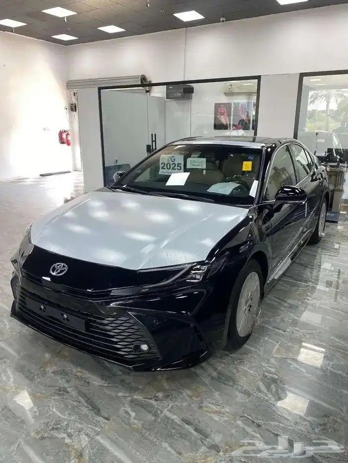 كامري LE نص فل موديل 2025 2