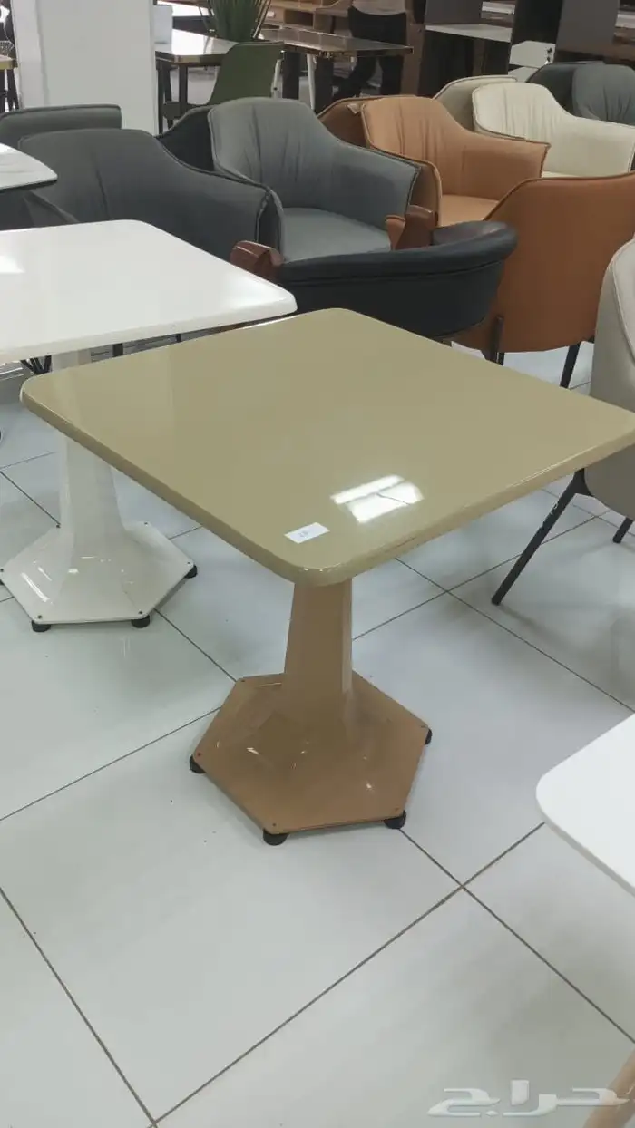 طاولات كافيه ذهبي 4