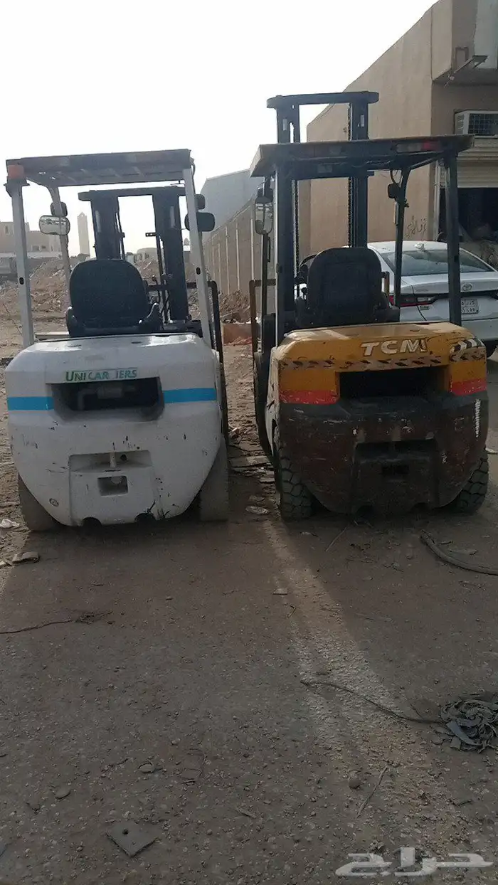 تأجير معدات ثقيله روفعات شوكيه فوركلفت 6