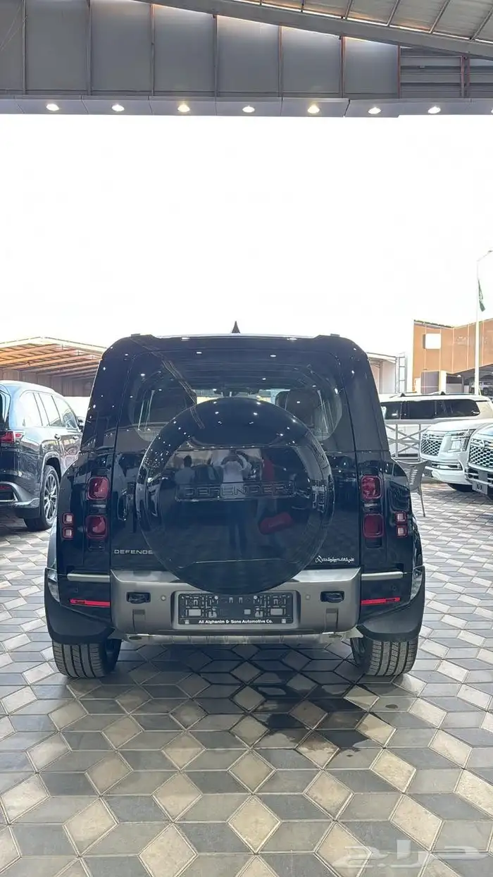 ديفندر - HSE V6 - 110 - خليجي - 2025 9