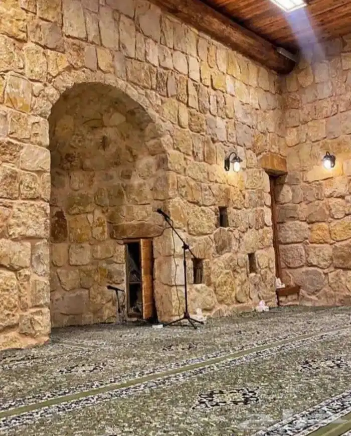 حجر غرفا حجر تمر 0