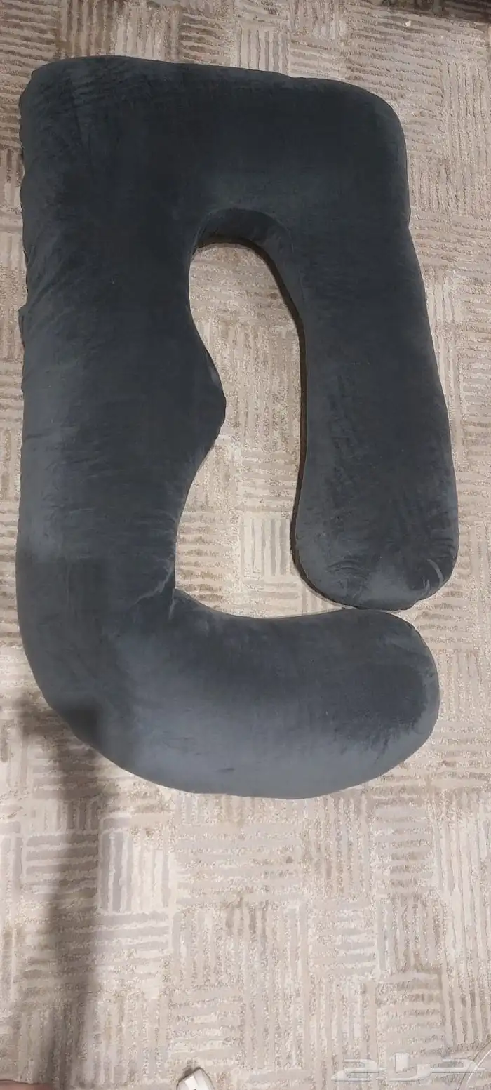 اشياء للبيع في غرفة نوم وأشياء أخرى 2