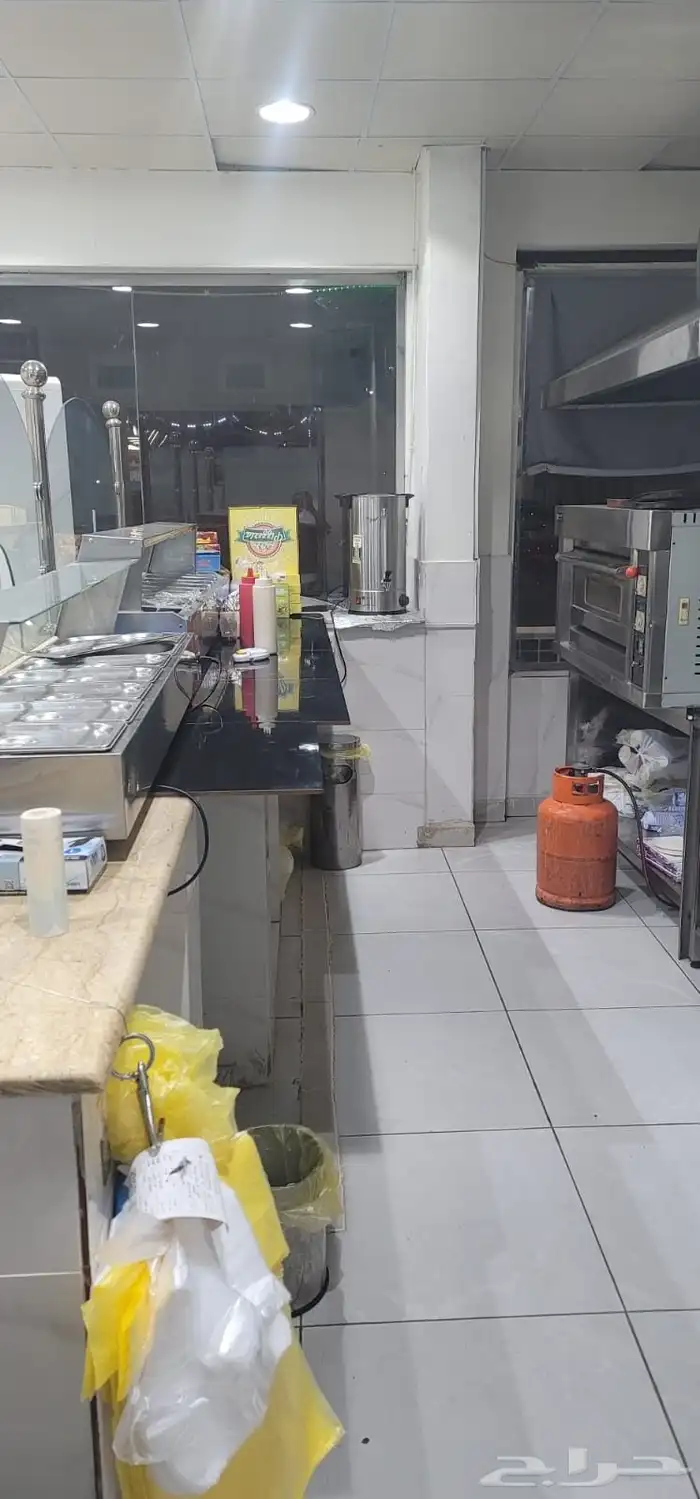 محل بوفيه فلافل لتقبيل 0
