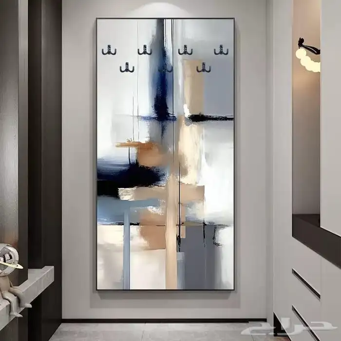 لوحة جدارية مع علاقه ملابس خيارات متعدده 2