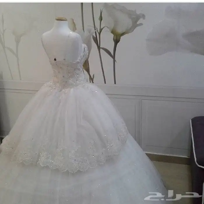 فستان عروس بالاحساء بسعر مغري 0