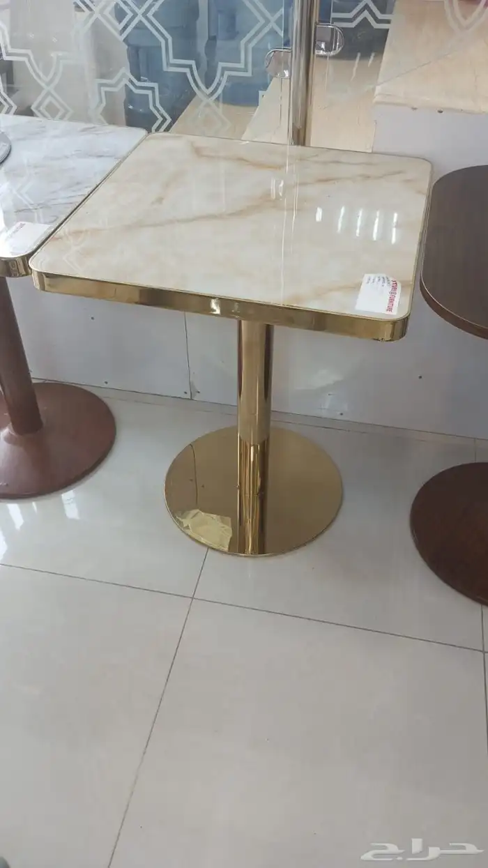 طاولات كافيه ذهبي 6