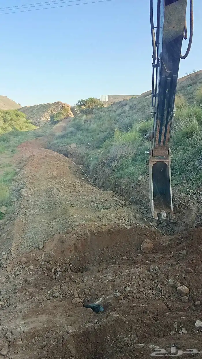 سواق بوكلين فني يبحث عن عمل في اي مكان يتجه للعمل 0