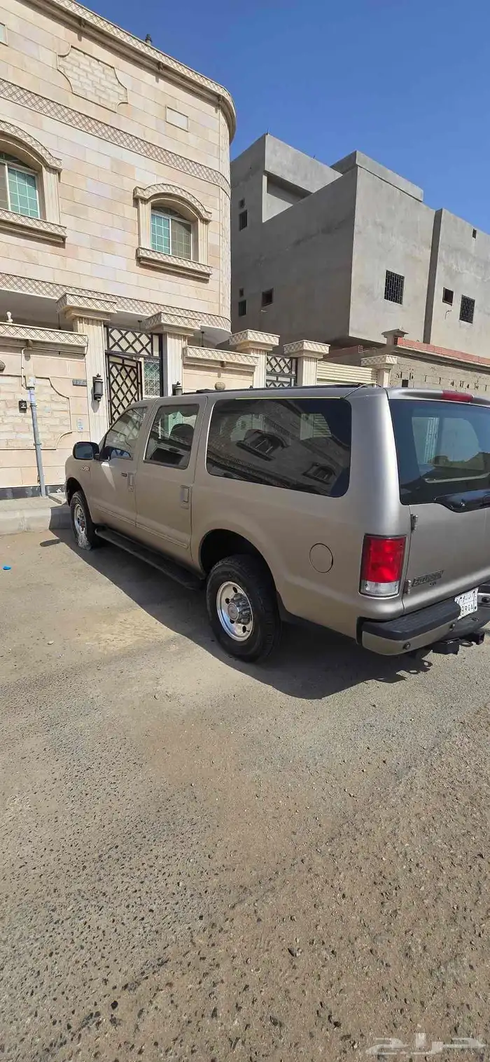فورد اكسكيرجن 2005 3