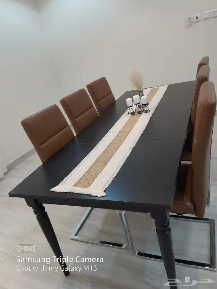 طاولة سفرة ممتازة مع 6 كراسي جلد من City W بحابة ممتازة 0