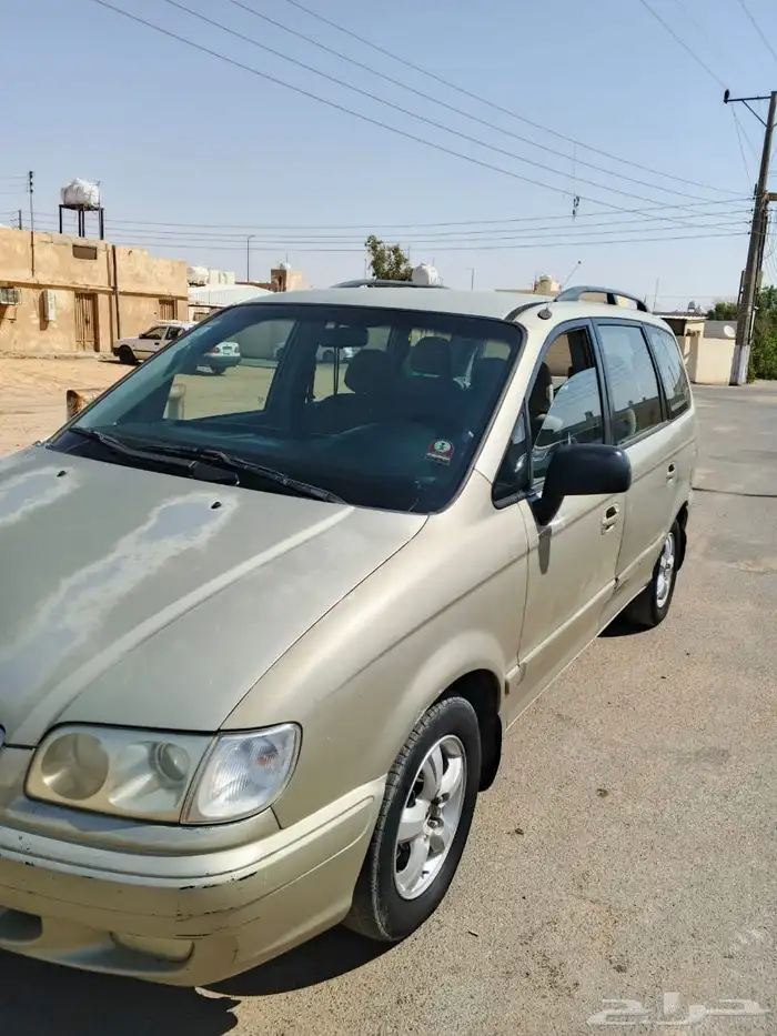 Hyundai trajet 2005 1