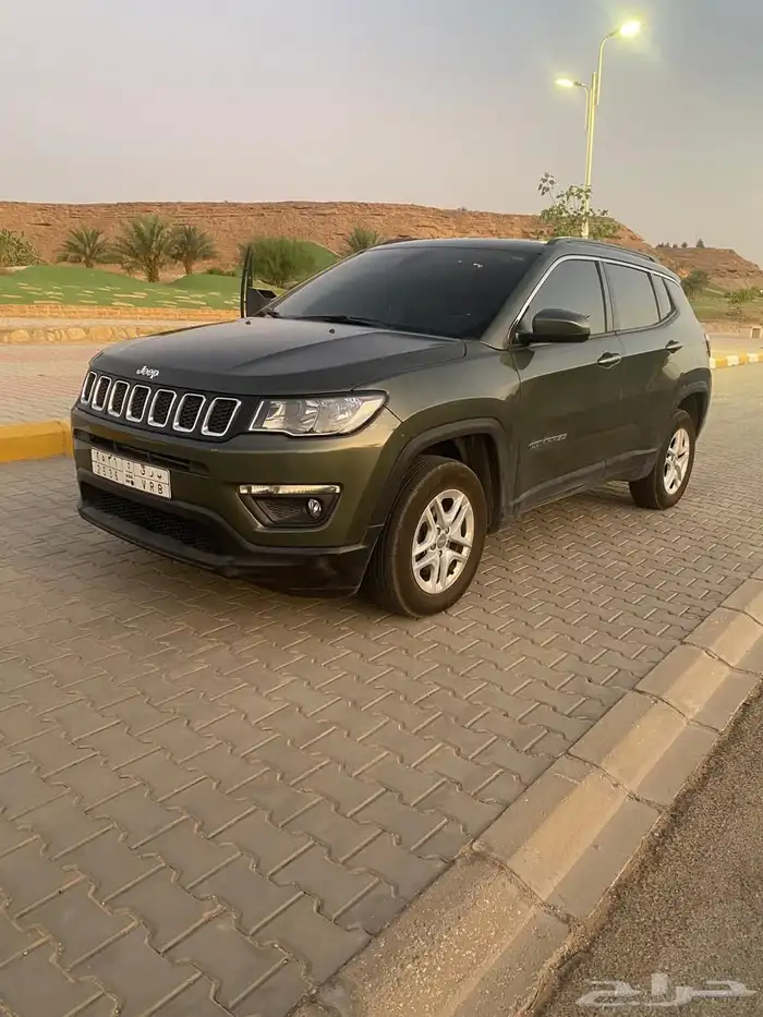للبيع جيب كومباس 2019 1