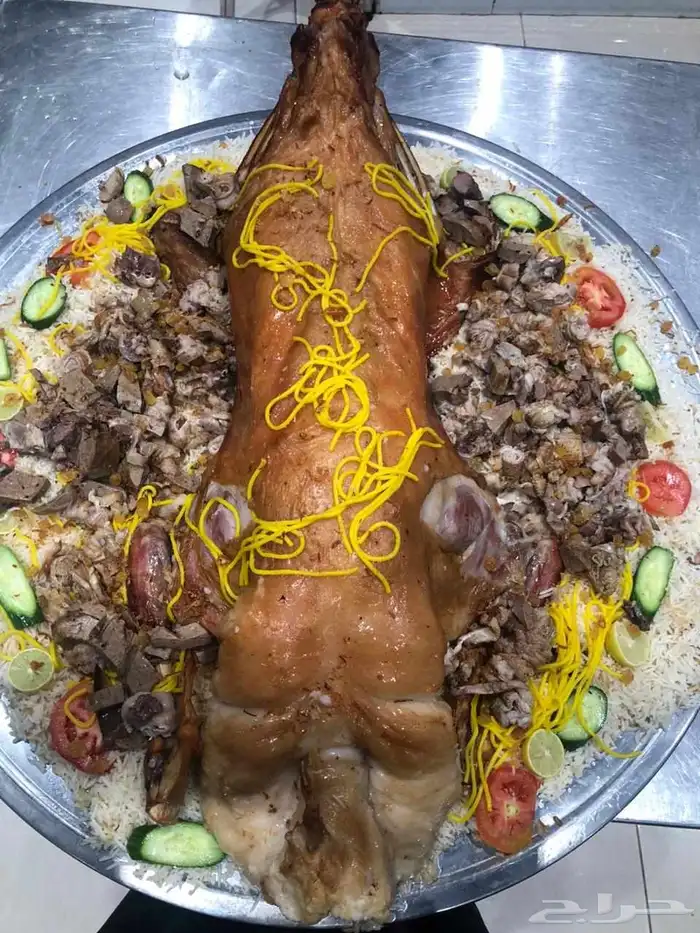 ذبايح حريه مع الطبخ حنيذ بالمرخ شي يبيض الوجه للامانه 1