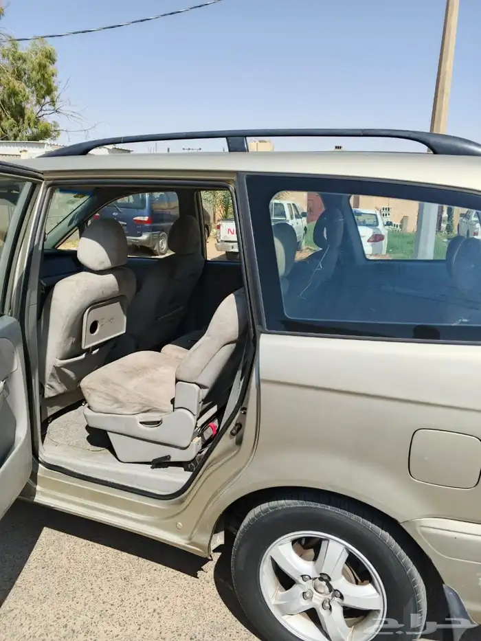 Hyundai trajet 2005 6
