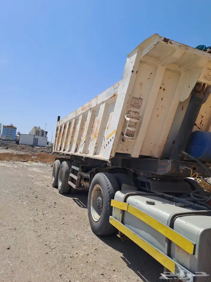 للبيع 2صناديق قلاب مقاس 24 0