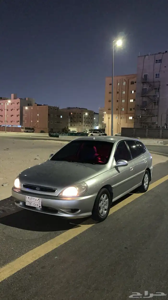 كيا ريو هاتشباك 2002 2