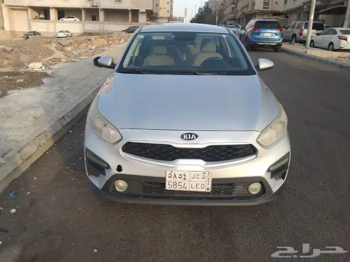 كيا سيراتو 2020 17