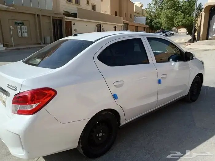 متسوبيشي أتراج. 2021 2