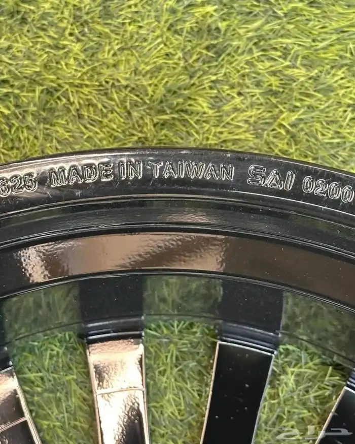 جنوط لكزس Vib2025 مقاس 22 نسخه الأصلية 4