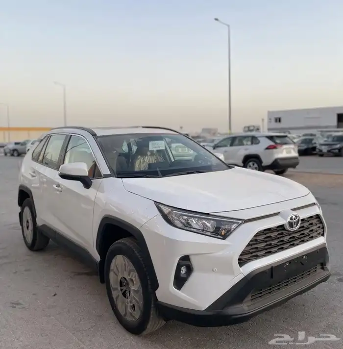 تويوتا راف فور XLE فتحة 2025 2