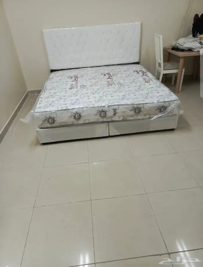 سرير مع مرتبه  توصيل 1