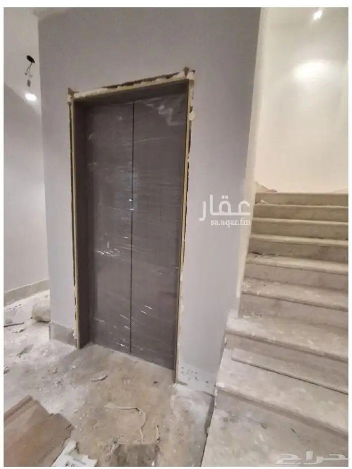 فيلا دبلكس درج صاله راكب مصعد 9 غرف مليون 400 9