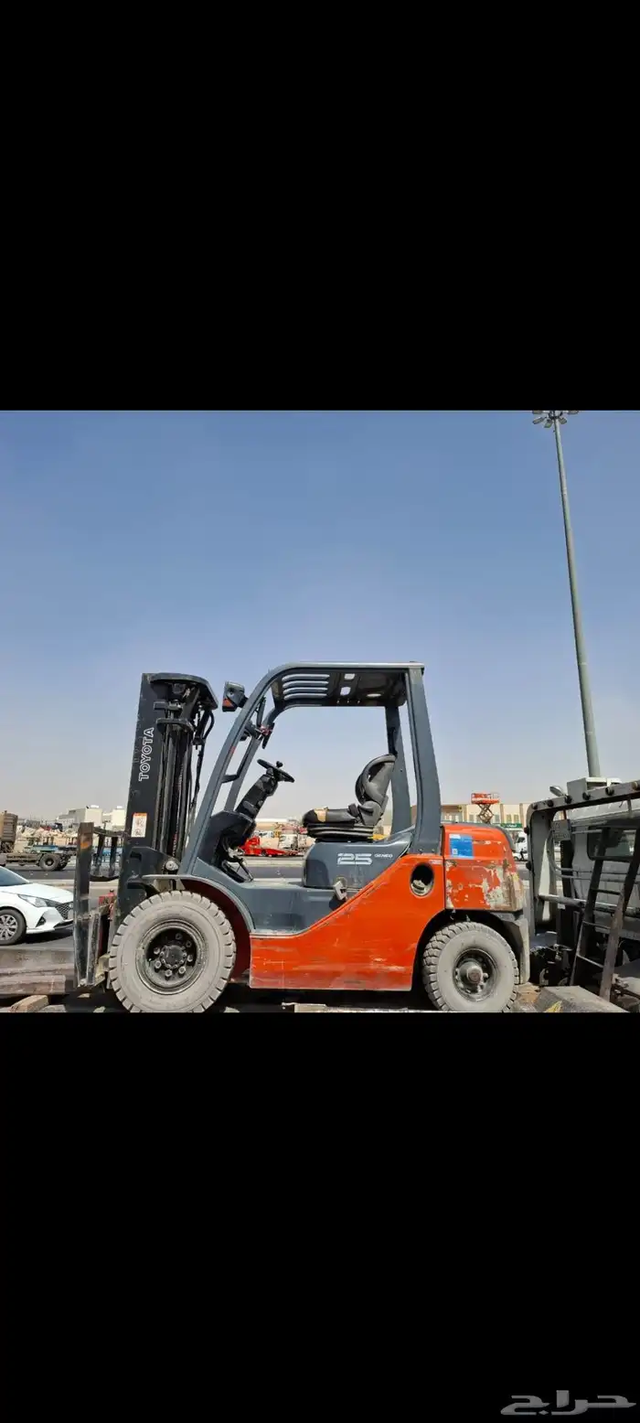 رافعة شوكيه ثلاثه طن للايجار الشهري بدون سواق ومعا السواق 1