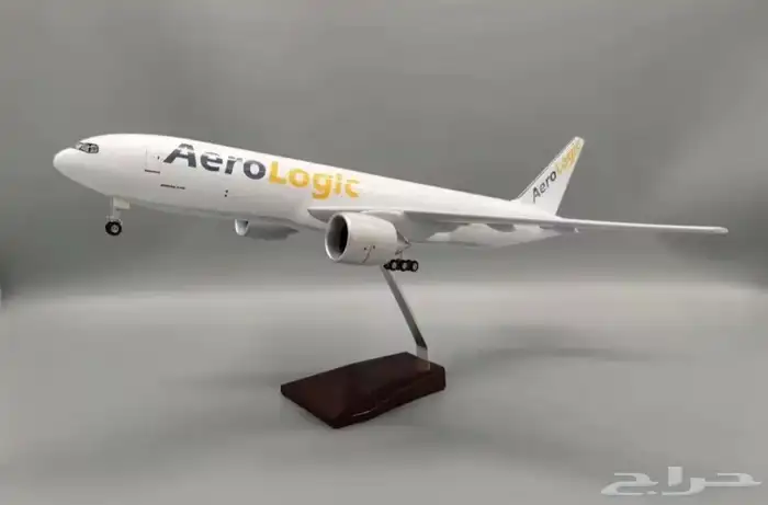 مجسم طائرة مقاس 48سم مع حامل وعجلات 0