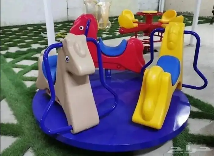 نطاطه 10 ذلك كراسي كله في كراسي حديد خشب 4