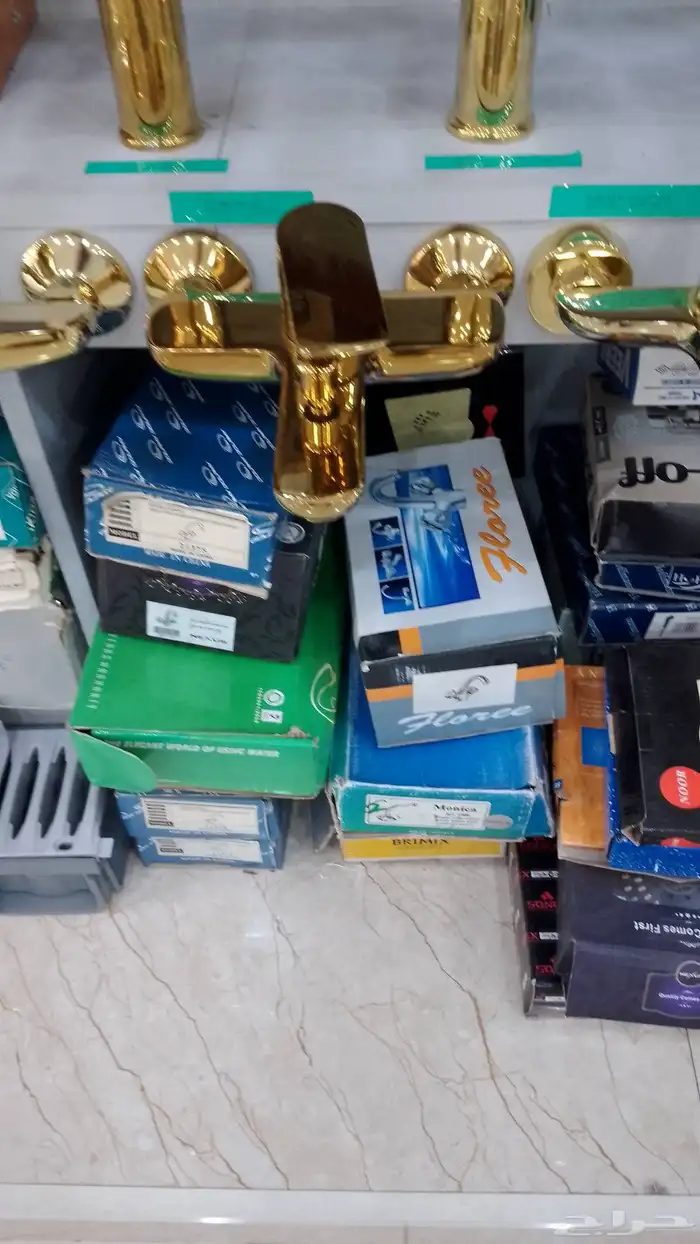 متوفر ومتاح سباك نجار كهربائي مليس مبلط خدمات للجميع 5