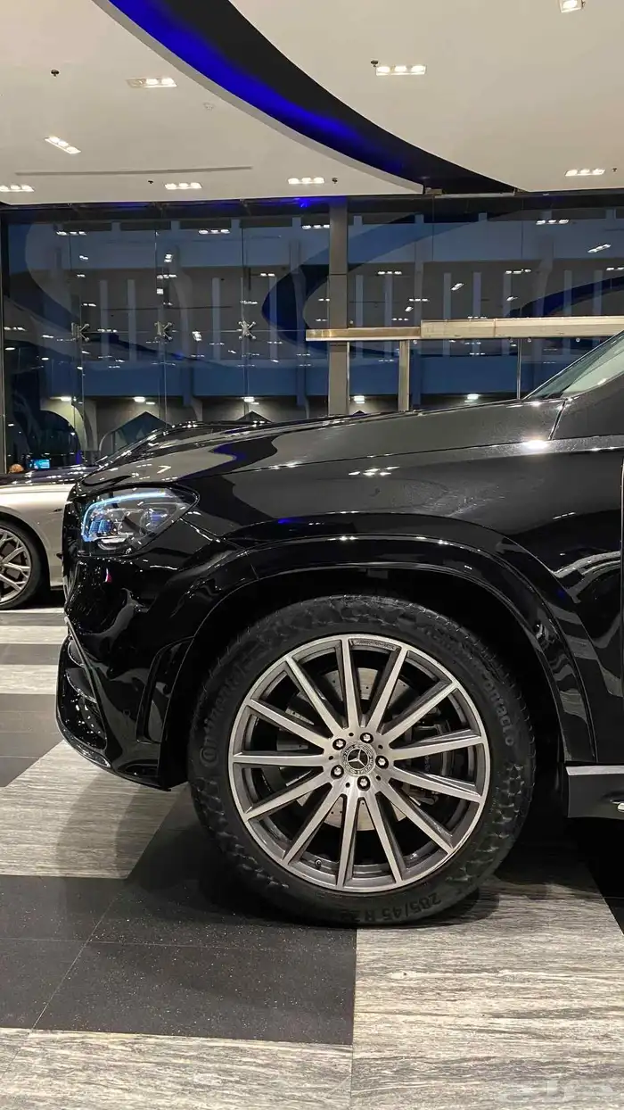 Mercedes GLS580 3