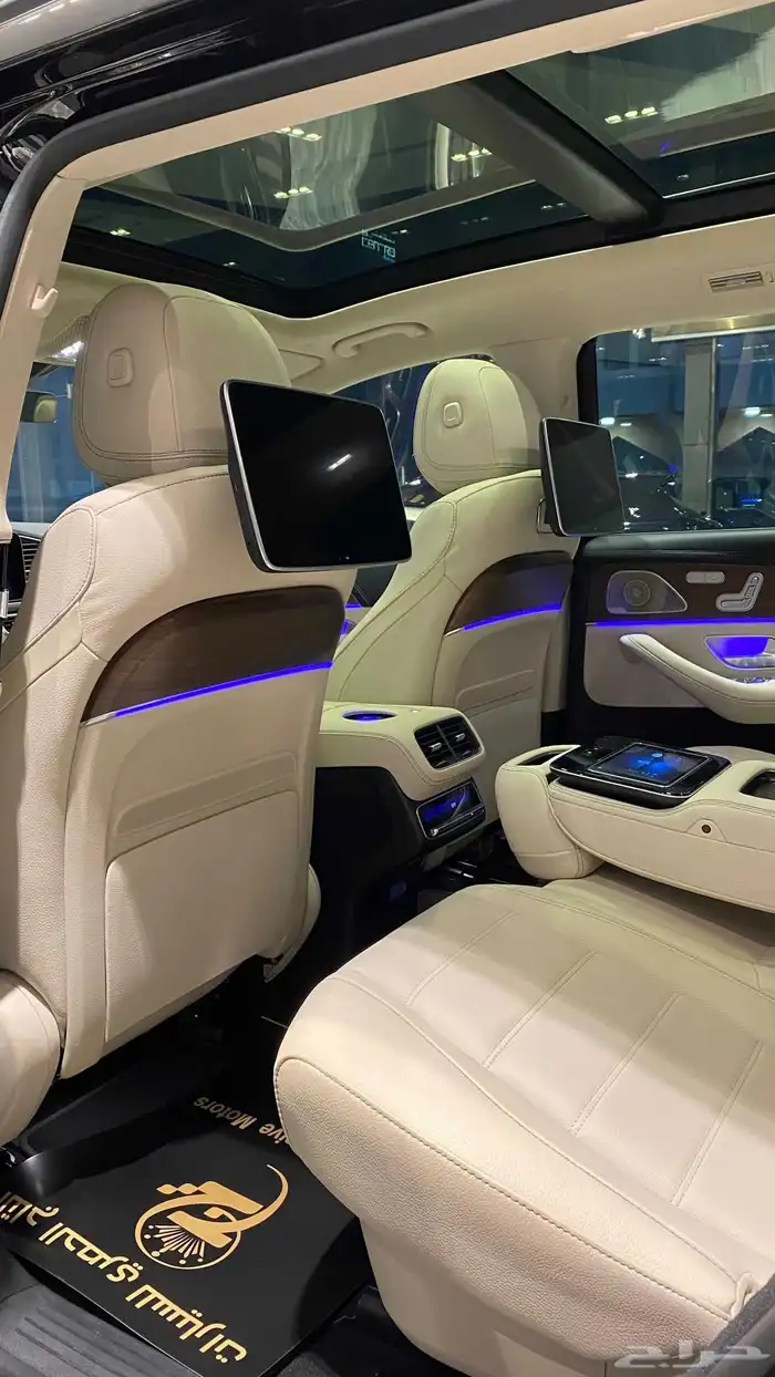 Mercedes GLS580 11