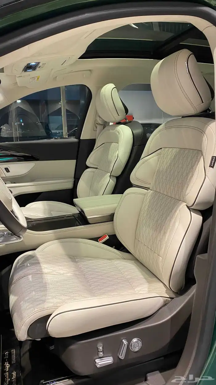 Lincoln Nautilus 8