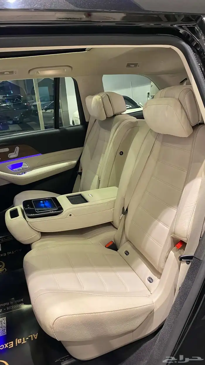 Mercedes GLS580 14