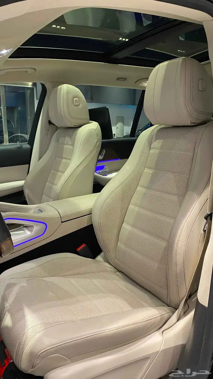 Mercedes GLS580 9