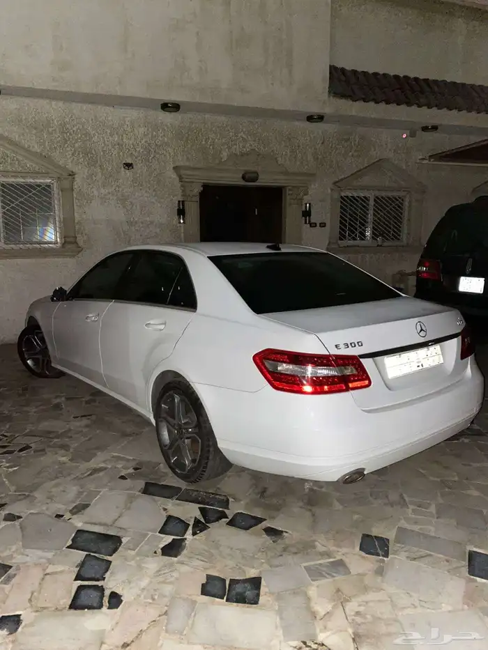 مرسيدس 2013 e200 مخبط 0