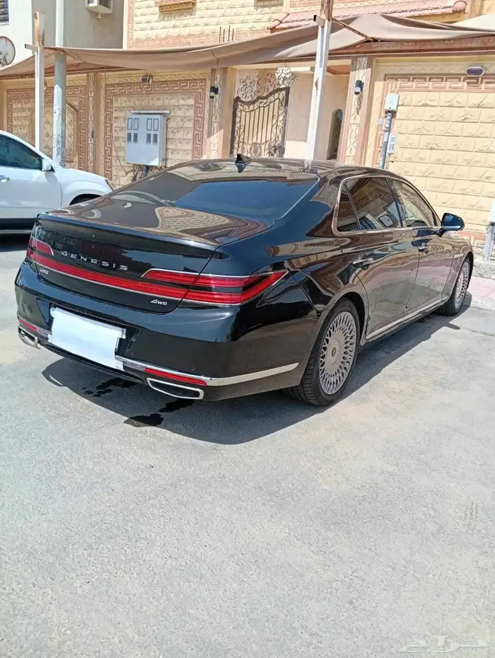 للبيع جنسس اسود ملكي 2021 اعلى فئه كوري 2