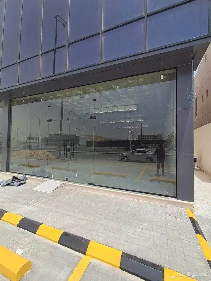 زجاج وجهات سكوريت معارض زجاج محلات تجارية ابواب زجاج وجهات 5