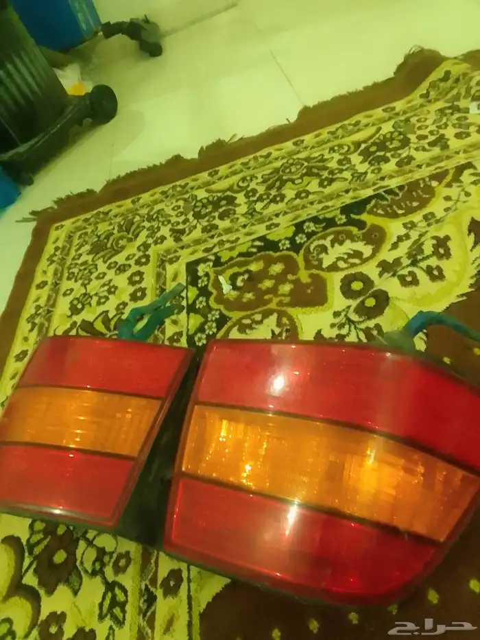 اسطبات لكزس 2000 نظيفة بلمباتها للبيع 1